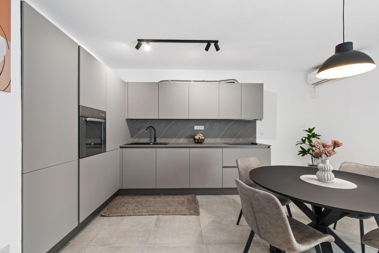 Apartmán Poli Nona - Renovated In 2023 Poreč Exteriér fotografie