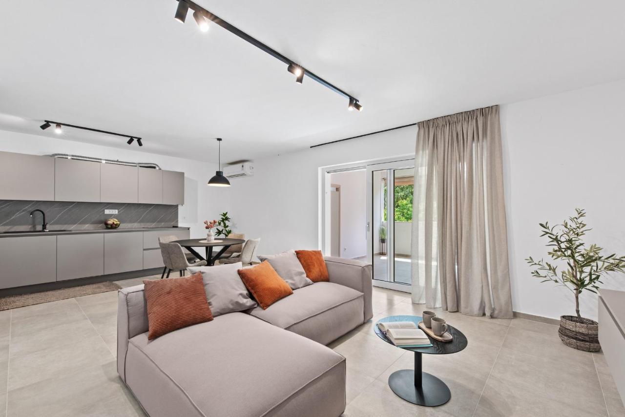 Apartmán Poli Nona - Renovated In 2023 Poreč Exteriér fotografie