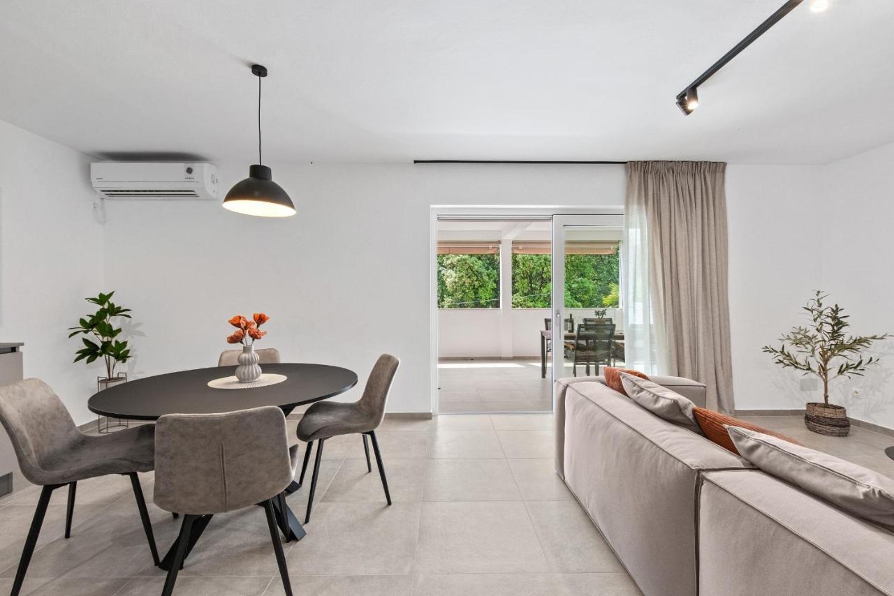 Apartmán Poli Nona - Renovated In 2023 Poreč Exteriér fotografie